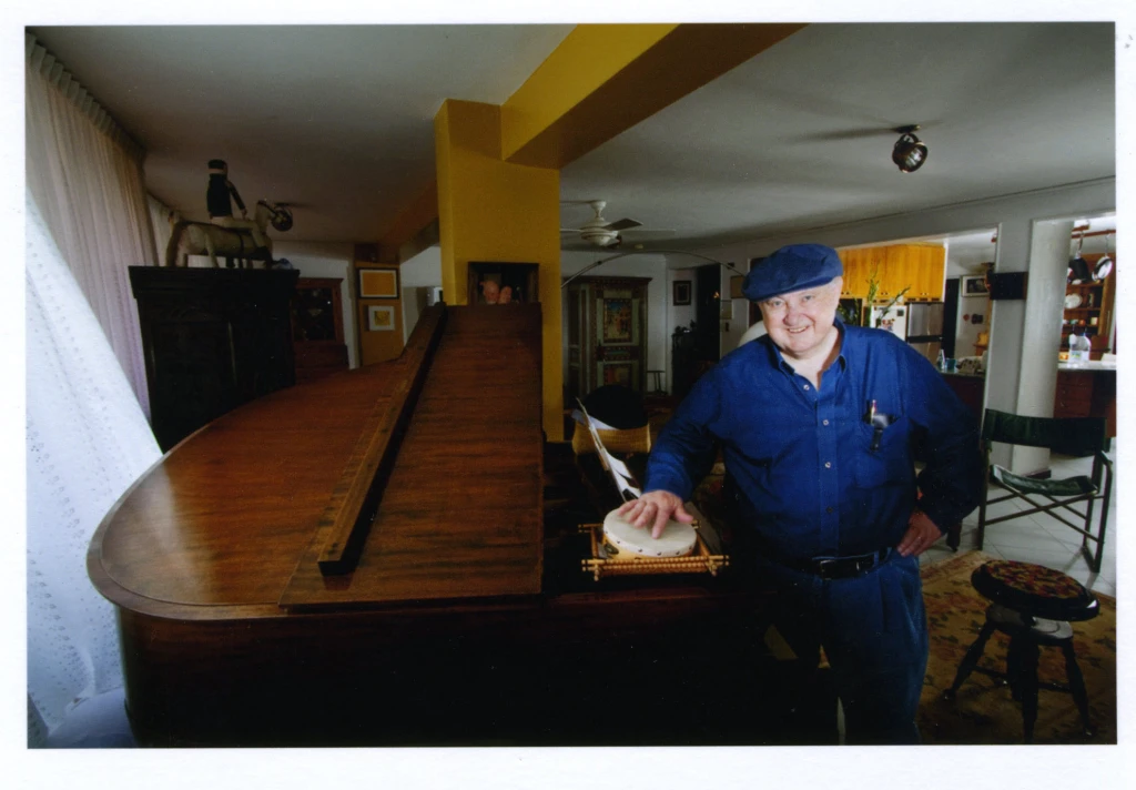 Luis Armando Roche